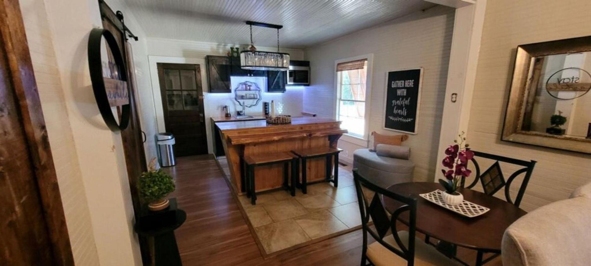 Memorabilia House Frank Howard Iii
